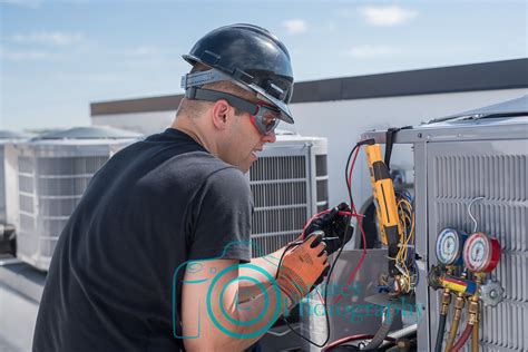 Hvac trade school. Choosing the right educational path can be a daunting task, especially when it comes to deciding between trade schools and traditional colleges. While both options offer valuable e... 