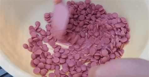 Hvordan temperere ruby chokolade