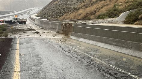 Highway 58 between Mojave and Bakersfield was shut down Thursday after icy conditions caused multiple crashes, according to the California Highway Patrol. Video shared by the agency shows the condi…. 