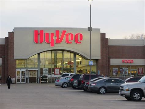 Hy vee galesburg il. Hy-Vee Grocery Store. 1975 National Blvd Galesburg IL 61401. (309) 344-1100. Claim this business. (309) 344-1100. Website. More. Directions. Advertisement. Visit your local Hy … 