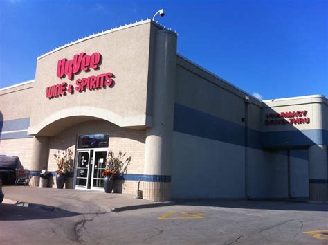 Hy vee marion iowa. At the intersection of Highway 122 and Crescent Drive, across from Mercy Hospital. Open Monday - Saturday, 7 a.m. to 10 p.m. Open Sundays, 9 a.m. to 9 p.m. 