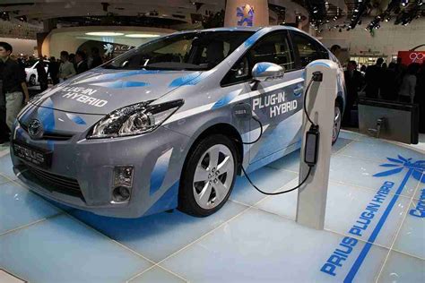 Hybrid and Plug-In Electric Vehicles