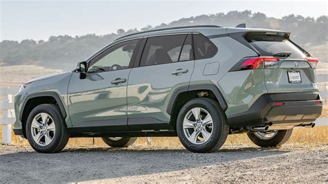 Hybrid rav4 mpg. Specs. More. Event ends April 1. View Offer. See All Specs. POWERTRAIN. AWD. NET COMBINED HORSEPOWER. 302 HP Combined. ALL-ELECTRIC DRIVING RANGE. 42 … 