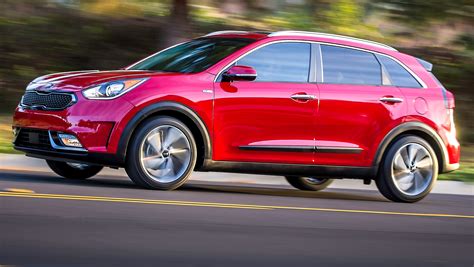 Hybrid small suv. 5 days ago · Price: $42,275. The Kia Niro EV is the smallest and most affordable SUV from the Kia family and it packs an impressive driving range on a single charge. The EPA … 