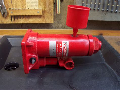 Hydraulic Bottle Jack Filling and Release Valve