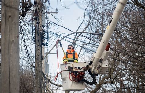 Hydro-Québec says restoring power to last customers hit by ice storm ‘complex’