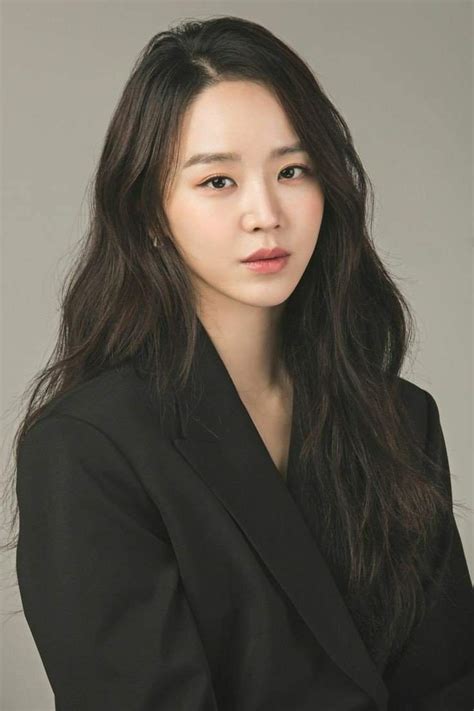 Voice actor Lee Geun Wook, actress Jung Hye Sun. Bogwan Order of Cultural Merit (3rd Class) Singer Kim Soo Chul, screenwriter Lee Hwan Kyung, lyricist Yang In Ja. View this post on Instagram.. 