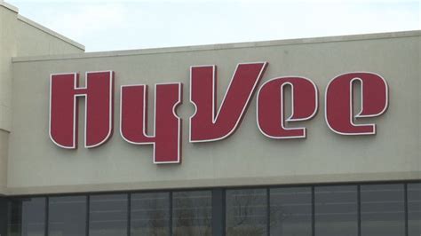 Hyvee employee discounts. In a video sent to employees on Friday, Hy-Vee Executive Vice President Georgia Van Gundy announced the company was ending this benefit due to an “increase in fraudulent practices.”. Van Gundy claims management has discovered multiple employees sharing the discount with extended family and friends. She says those employees will … 