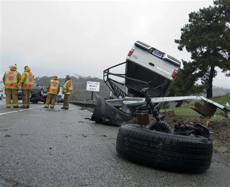 A string of chain reaction car accidents on the I-5 freeway in San Clemente, California has left more than eight people injured and one dead. The accident happened Sunday afternoon at 2:30 p.m. A 52-year-old man from Los Angeles was killed in the crash. Authorities are trying to determine who caused the pileup.. 