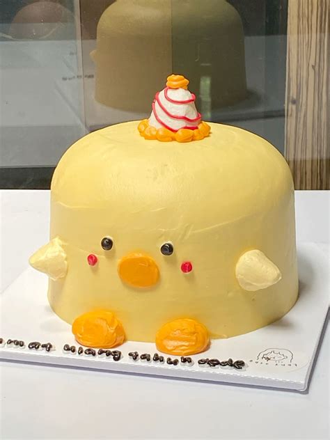 I Tried the Duck Cake & Failed | Australian Women's Weekly Cake Humor (2026)