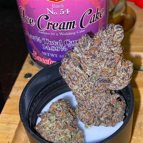 I c e cream cake strain. The strain has a sweet, sour, and nutty flavor profile with hints of vanilla, according to the breeder. Per Mad Scientist Genetics, Ice Cream Cake has tested at 23% THC content. … 