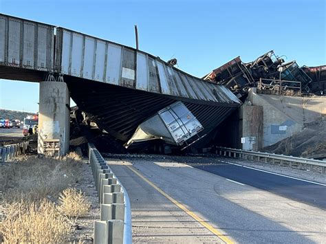 I-25 near Pueblo to close for train bridge repair after derailment