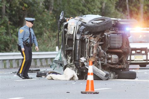 I-295 crash today. YARMOUTH (WGME) -- Maine State Police say a tractor-trailer carrying compressed natural gas rolled over on I-295 northbound in Yarmouth on Wednesday. Around 9 a.m., police say the driver of a ... 