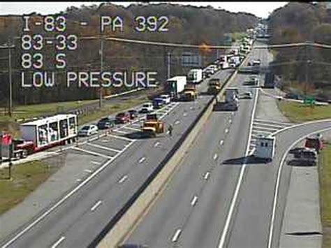 I83 traffic. Traffic nightmare coming this weekend: I-83, Queen Street to be closed for overpass repair Crews will be removing the damaged beams and more this weekend, resulting in the closure of I-83 and Queen Street, PennDOT says. Open the Article - Posted 4 days ago. 