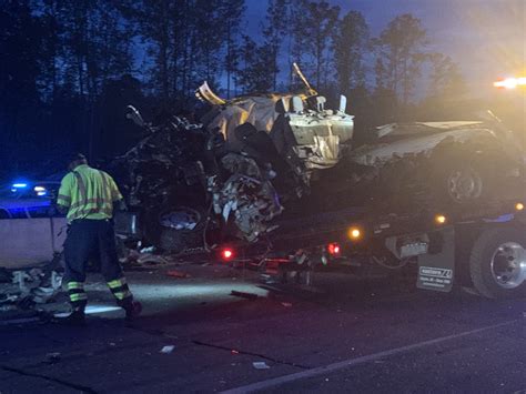 I87 north accident. LAKE GEORGE, N.Y. ( NEWS10) — The northbound side of the Northway in Lake George reopened after a crash on Monday. The road was shut down between Exits 22 and 23 for about three hours after a ... 