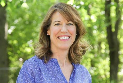 IA-03: Cindy Axne joins Democratic field - Bleeding …