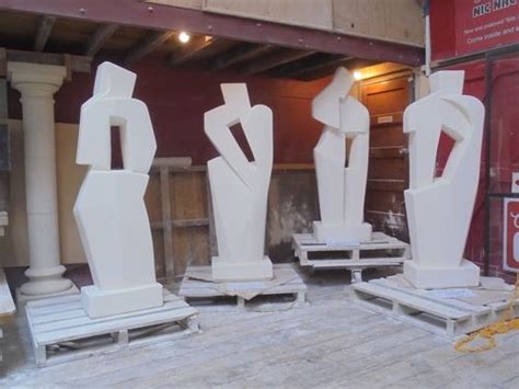 Ian Andersen Sculptor - Home - muktibox.com