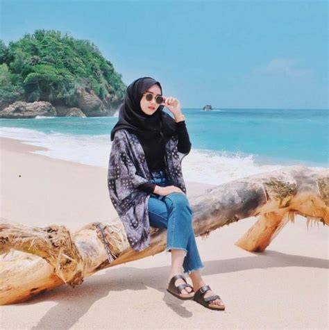 Ide Pose Foto di Pantai - Maulagi - raincitystudios.com