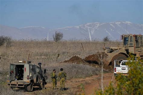 IDF tanks attack southern Syria