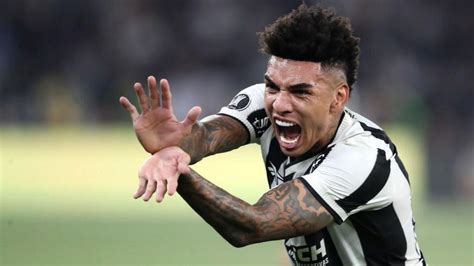 Igor Jesus prop bets & odds to score a goal March 22 - wintechmobiles.com