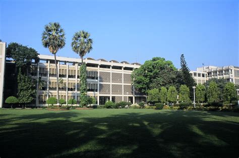 IIT Bombay - Indian Institute of Technology Bombay