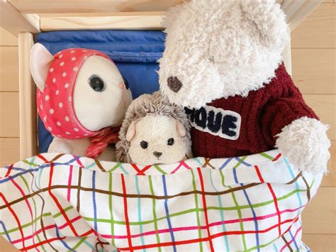 IKEAの「ぬいぐるみ用ベッド」がニヤけるかわいさ！これは癒やしの大量発生だわ…