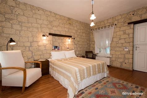 veodersti.rgarabwor.edu.pl. 