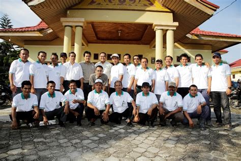 Indonesia’s Plasma Farmer Scheme Explained - Asian … - raincitystudios.com