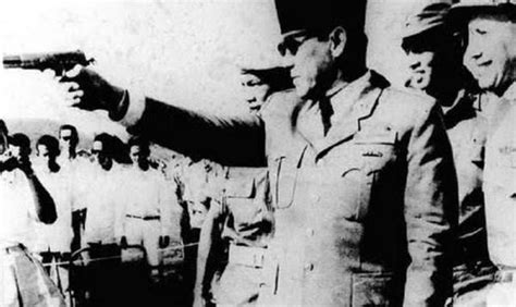 Indonesia during the Cold War: A strengthening nation and a declining ... - wintechmobiles.com