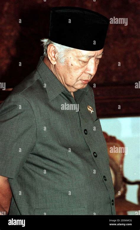 Indonesians overthrow President Suharto, 1998 | Global Nonviolent ... - wintechmobiles.com
