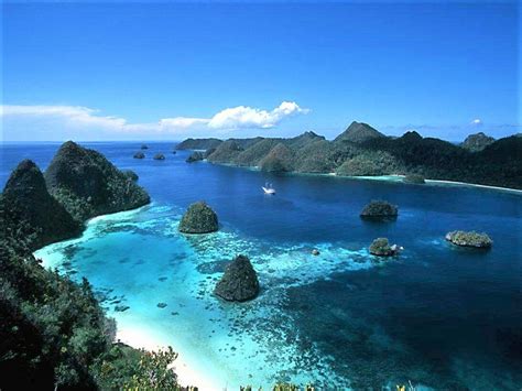 Informasi Wisata Taman Nasional Bunaken - raincitystudios.com