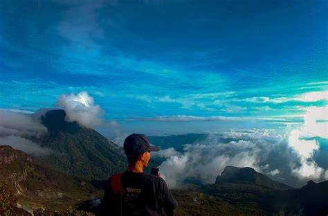 Ini Rekomendasi Wisata Pendakian di Pesawaran - raincitystudios.com