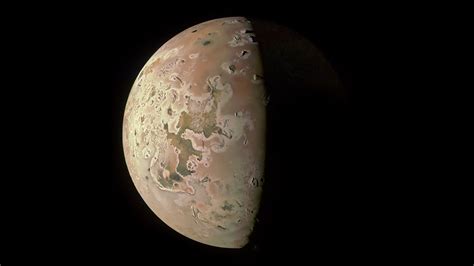 Io | Surface, Volcanoes, & Facts | Britannica - wintechmobiles.com