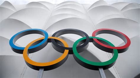 IOC cites support from 120 non-aligned nations to let Russians try to compete at Paris Olympics