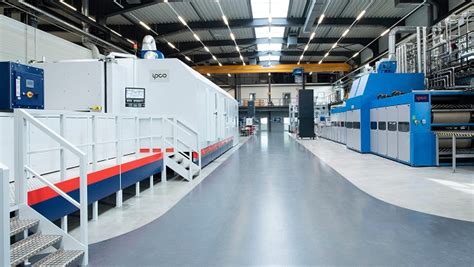 IPCO : Pilot steel belt-based double belt press installed