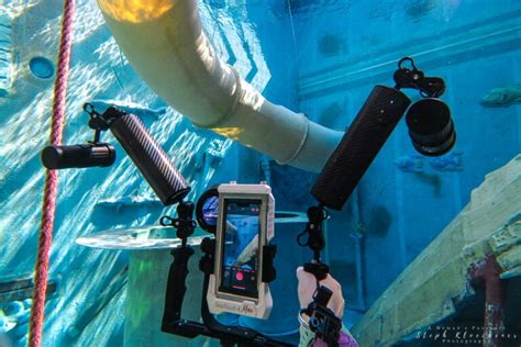 iPhone Underwater Photography - 8 Useful Tips + Essentials - raincitystudios.com