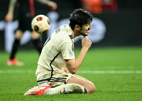 Iran star striker Sardar Azmoun left out of squad after expulsion ... - wintechmobiles.com