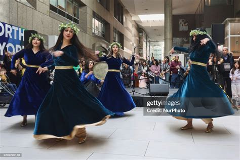 Iranian dance - muktibox.com