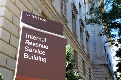 IRS contractor charged with leaking tax info