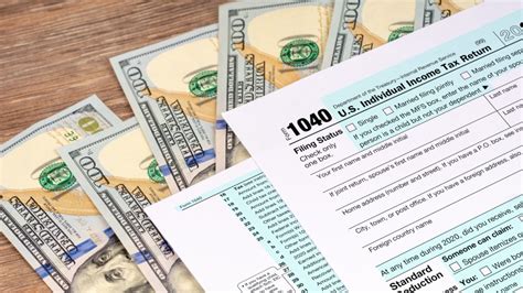 IRS warns of deadline to claim $1.5B in 2019 tax refunds: How much Illinoisans are owed