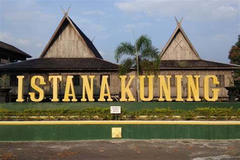 ISTANA KUNING - mmckotawaringinbarat - wintechmobiles.com