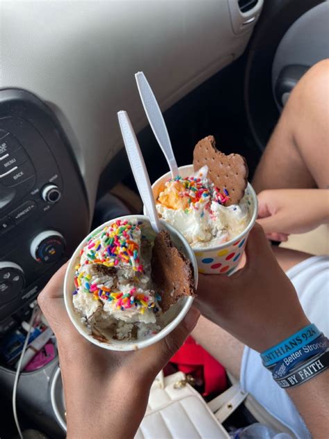 Ice Cream 🍦 date #flowersmileycyrus #icecreamday TikTok