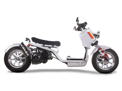 Ice bear 150cc scooter reviews. The Ice Bear PST150-9 Mojo Magic 150 is a moped-styled trike scooter that’s perfect for your daily commute and has the power to takeon highway speeds with ease! Mojo Magic 150 Trike Scooter features a low-maintenance 150cc engine that pushes a max load of 320 pounds,and an included ball hitch that lets you tow a small trailer up to 66 pounds! 