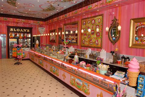 Ice cream restaurant. Historic ice cream parlor and American restaurant in Oakland known for our large sundaes and cones, delicious food, and large variety of ice cream flavors. H1 ... 