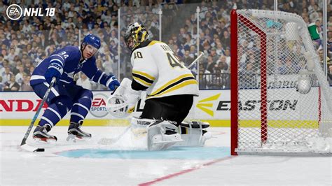 Shoot the puck with strength and precision and defeat the goalkeeper!. 