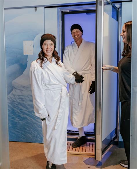 Icebox cryotherapy. The Icebox Team takes pride in their passion and knowledge for Cryotherapy and all its health benefits that help our clients look and feel their absolute best. All our staff go through initial in-studio training and continued education and testing to ensure they are educated. Many of our team members come from a health and wellness background ... 