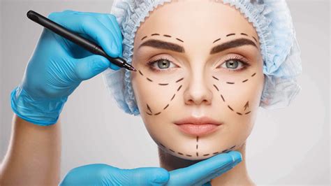 Ideal plastic surgery. According to a Statista survey in 2020, 25 per cent of 19-29-year-old and 31 per cent of 30-39-year-old Korean women had undergone some form of plastic surgery. 