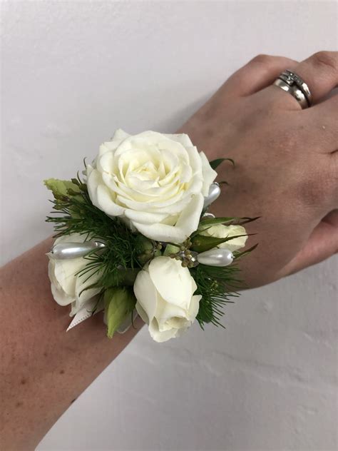 Idlewild Corsages - Find the perfect corsage in Idlewild, Tennessee