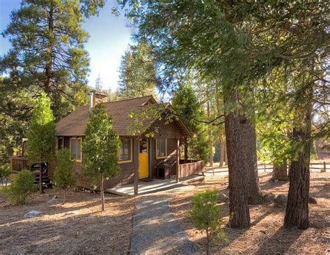Idyllwild inn. Inn prices in Idyllwild can vary depending on a number of factors. The average price for a inn in Idyllwild is $218 but KAYAK users have found inns for as cheap as $133 in the last 3 days. Is it cheaper to stay in a inn than in a hotel in Idyllwild? The average price for a night in a inn in Idyllwild is $218 compared to $239 for a night in a hotel. 