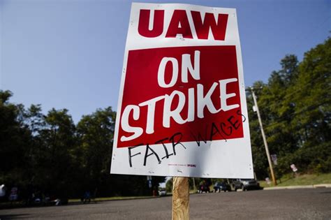 If UAW strikes persist, auto parts supply chains could be affected